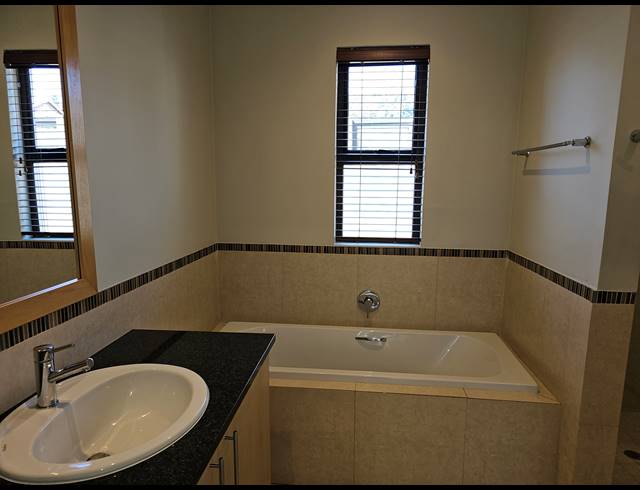 3 BEDROOM APARTMENT FOR SALE IN BEDFORD PARK